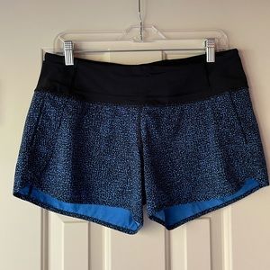 Lululemon Black and Blue Pattern Shorts - size 8